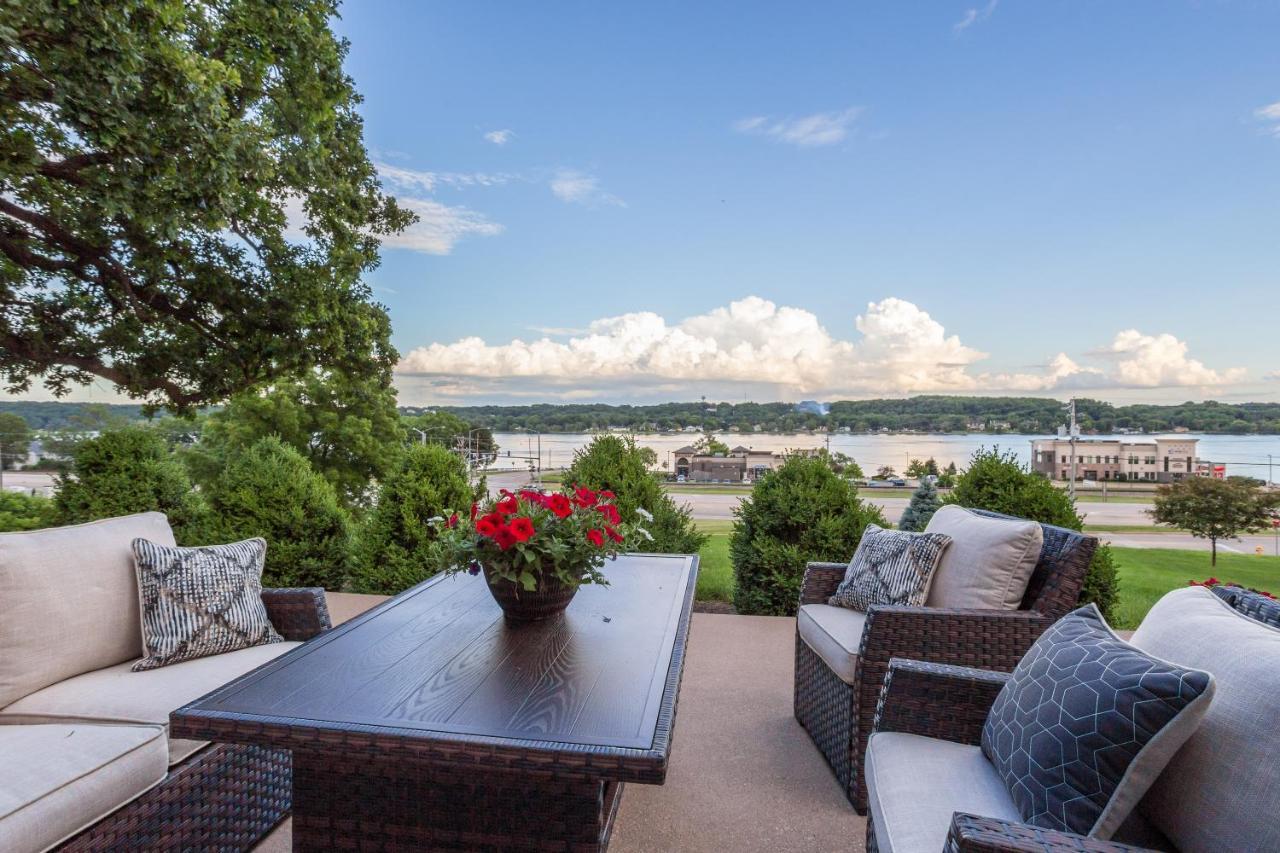 River View Lodge Le Claire Exterior foto